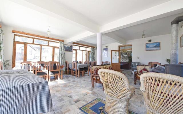 Tourist Hotel