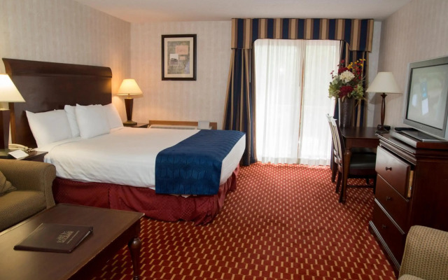 Hampton Falls Inn