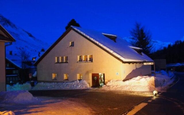 Jugendherberge Hospental