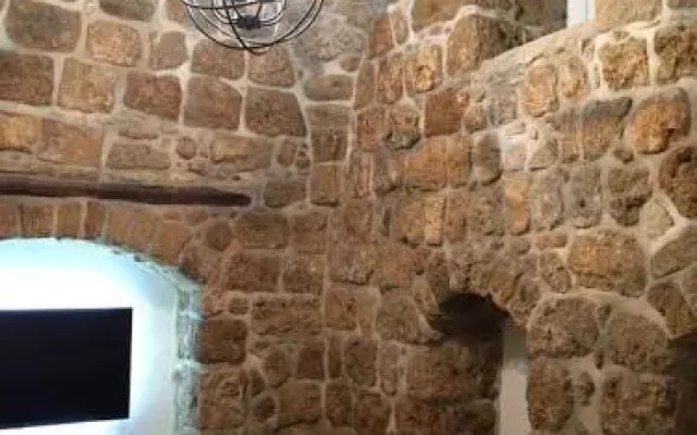 Acre Two Wells Zimmer