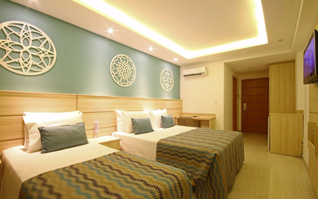 Paradiso Pero Praia Hotel