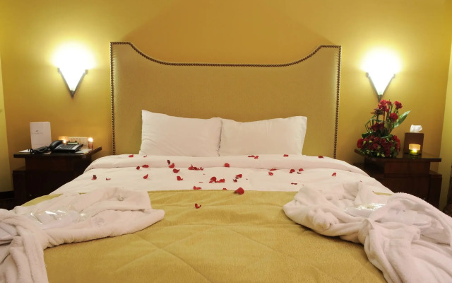 Warwick Palm Beach Hotel