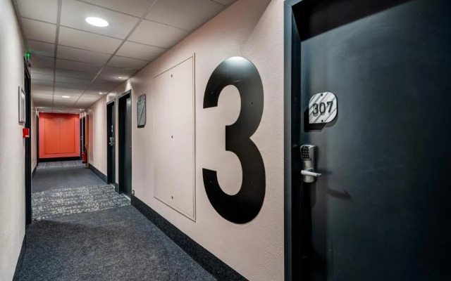 B&B HOTEL Le Port-Marly Saint-Germain-En-Laye