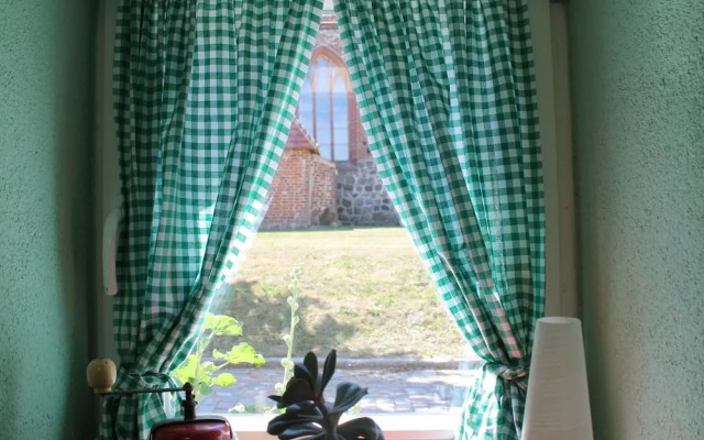 Beautiful Apartment in Damgarten With Garden