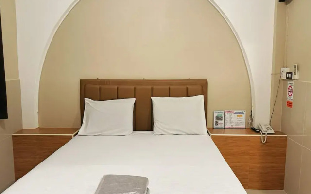 OYO 75522 Classroom Resort Ayutthaya
