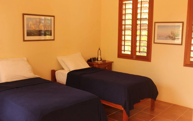 The Crimson Orchid Inn at Orchid Bay