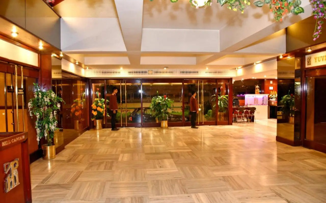 Hotel Poonja International