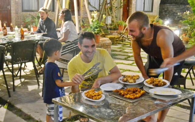 Tam Coc Lakeside Homestay