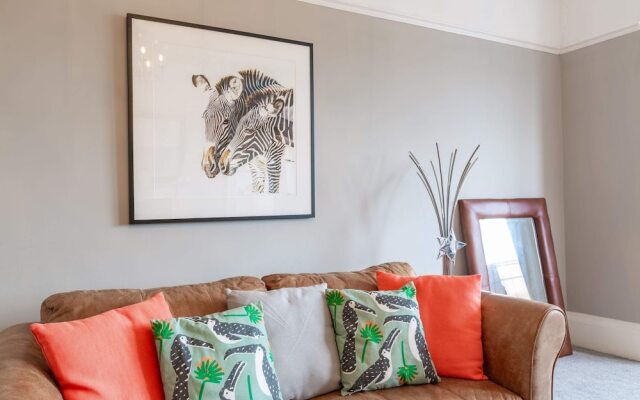 Guestready - Lovely 4BR Family Flat in Edinburgh's City Centre