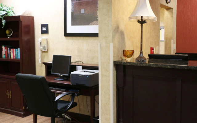 MainStay Suites Bourbonnais - Kankakee