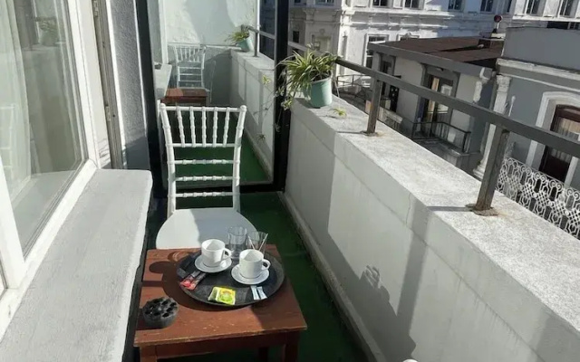 Aysa Hotel
