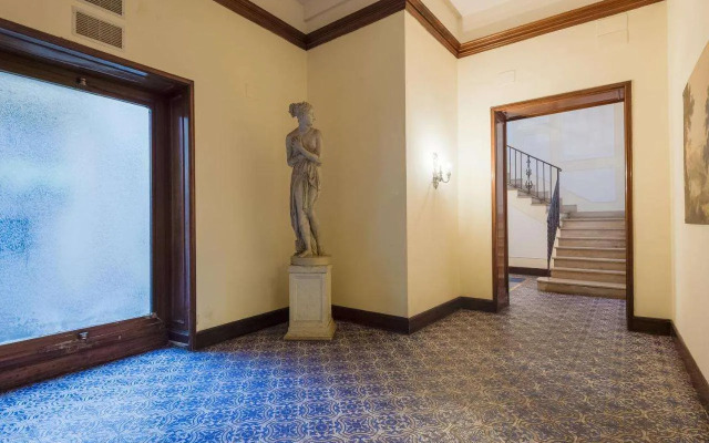 Ara Pacis Luxury Apartment