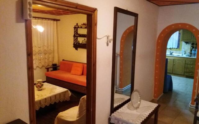 Proias Guesthouse 7km from Meteora!At village VLACHAVA