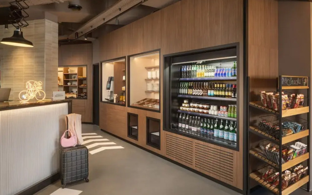 Moxy Paris Clamart