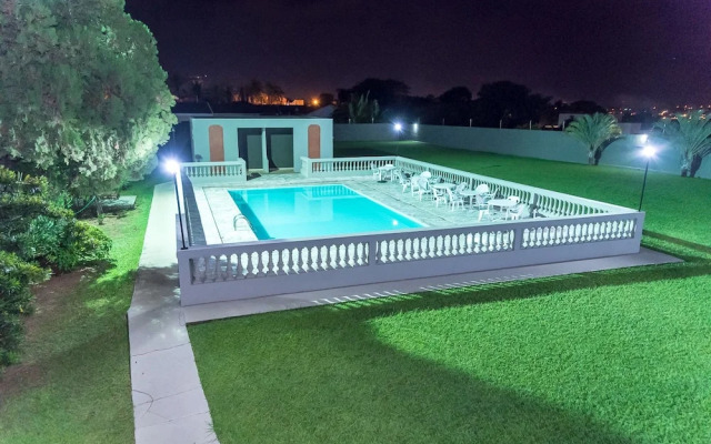 Reisper Palace Hotel