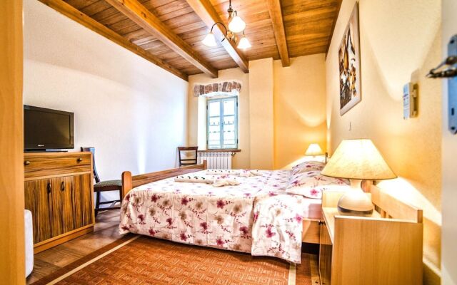 Charming Villa Only 10 Minutes Drive From the sea