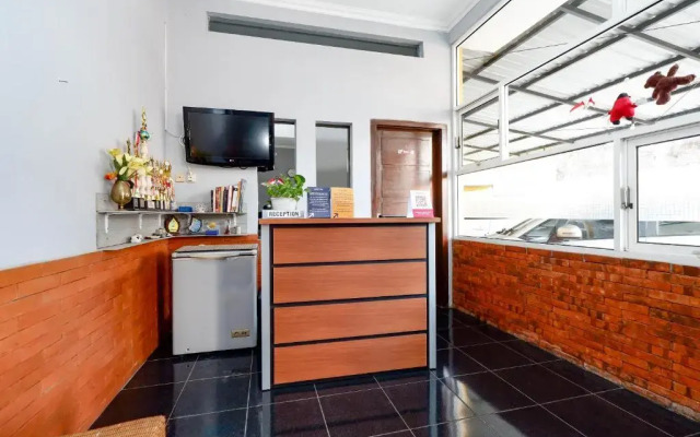 SPOT ON 2209 Solo Point Guest House Syariah