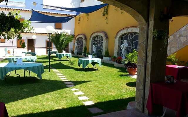 Hotel La Moraleda - Complejo Las Delicias