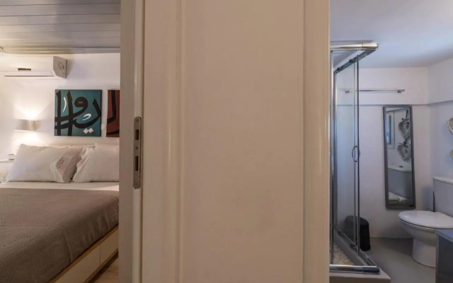 Phaedrus Living: Ornos Beach House Mykonos