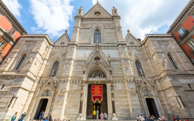 Maria's Bright Flats at the Cathedral