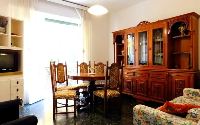 a levanto, trilocale vicino alla stazione