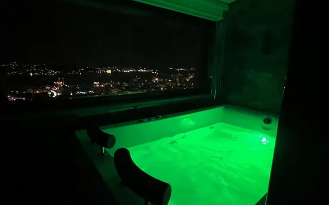 Class Hotel Bosphorus