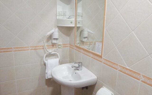 Hostal Canalejas