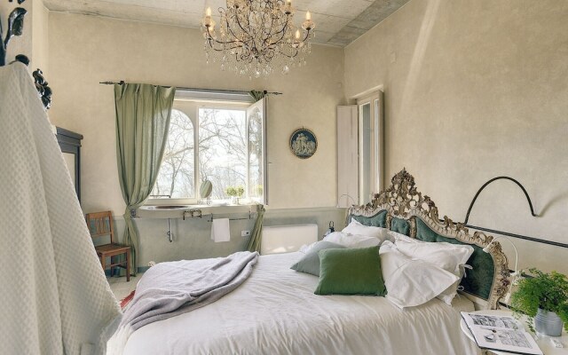 Magnificent Villa in Groznjan With High-end Kitchen & Pool