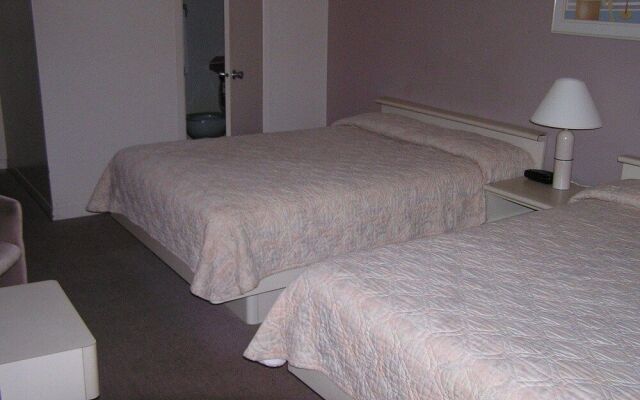 Motel Lac St-Louis