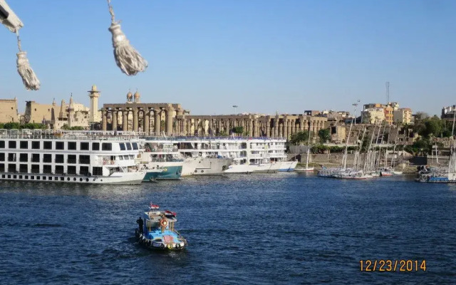 Lotus House Luxor