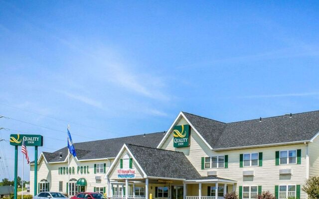 Quality Inn Mauston I-90