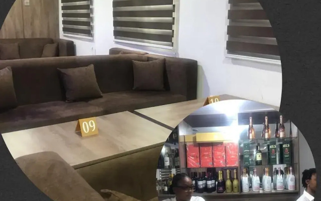 Consort Luxury Suites
