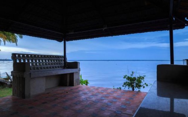 orchid lake view homestay