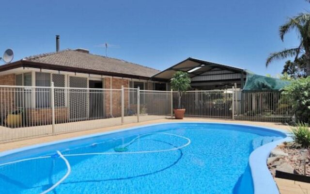 Balleroy Gardens Bed and Breakfast