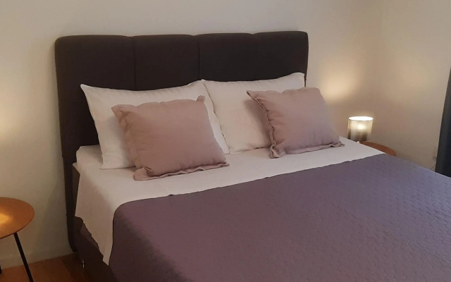 Apartments Lug 2, new and comfortable with pool