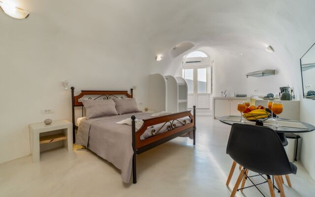 Cally Cave House