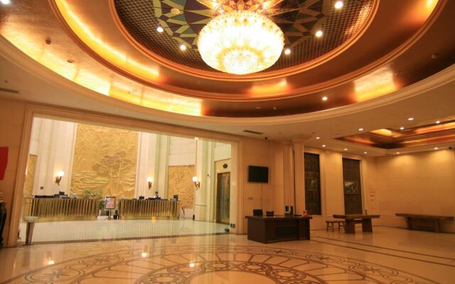 Gloria Plaza Hotel Hangtou