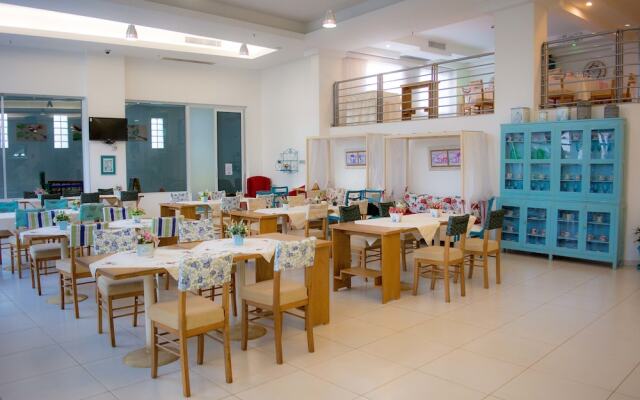 De la Trinidad Hotel
