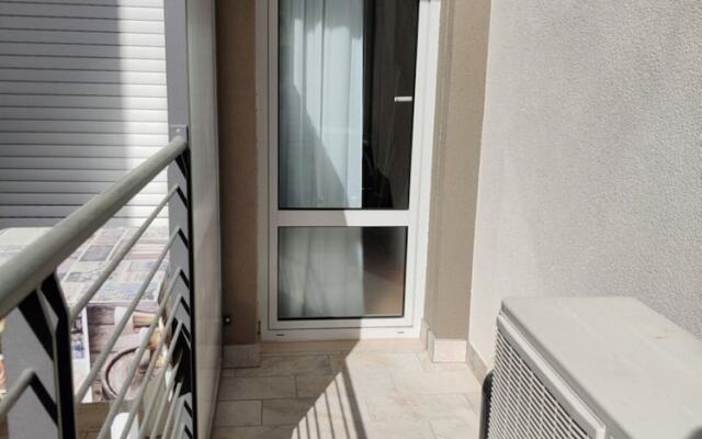 Homely Flat Close to the Beach