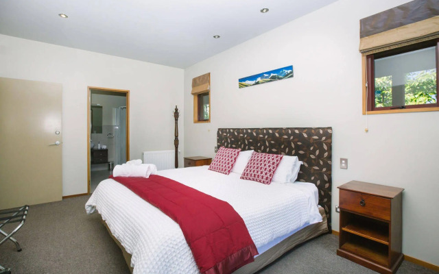 Wanaka Berry Farm and B&B