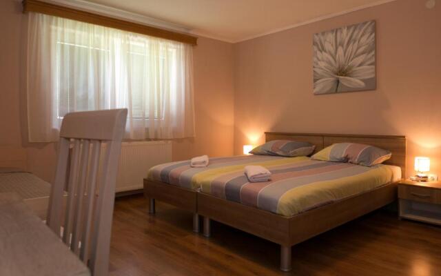 Rooms Ivan