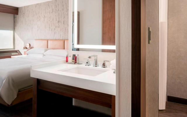 Fullerton Marriott at California State University