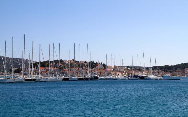 A5 Cozy Apt. With big Garden, Balcony & Grill