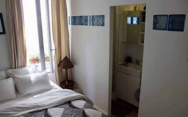 Comfortable 1 Bedroom Apartment in Paris 7th