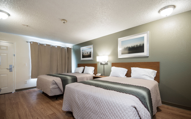 HomeTowne Studios By Red Roof Seattle - Kent/ Des Moines