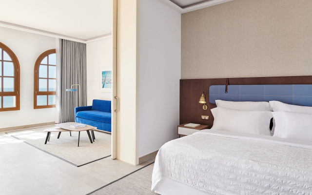 Le Meridien Ra Beach Hotel & Spa