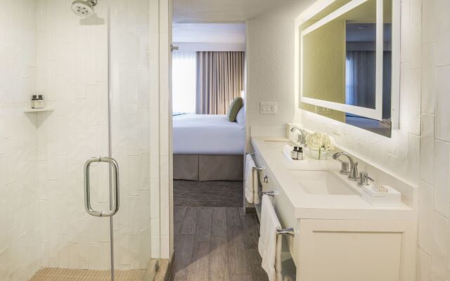 Beach House Suites by the Don CeSar