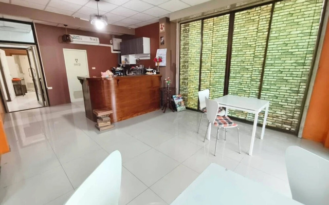 TC House And Cafe