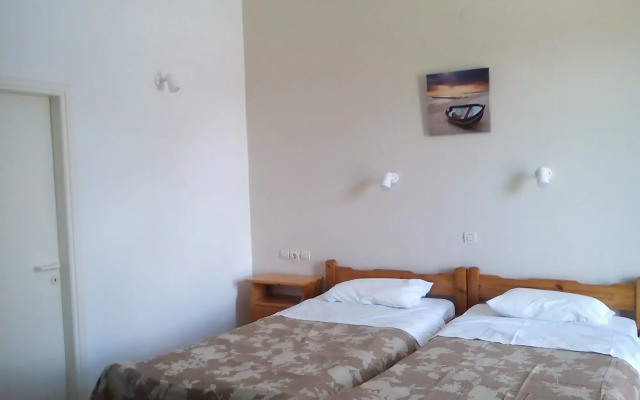 Dimitra Apartments