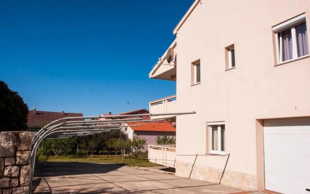 KarolinaS - parking - SA5(2)